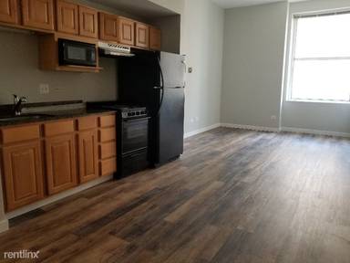 Main picture of Pittsfield Apartments