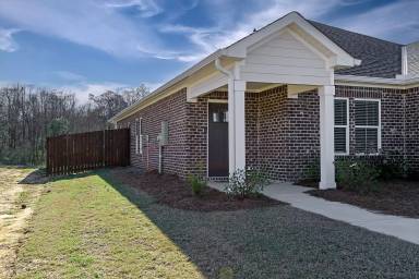Main picture of 53 Ann James Dr