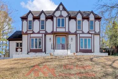 Main picture of 2654 Fox Creek Dr