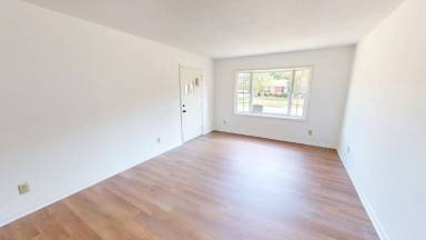 Main picture of 2808 Player Ave
