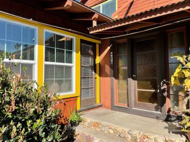 Main picture of 4274 Morrell St