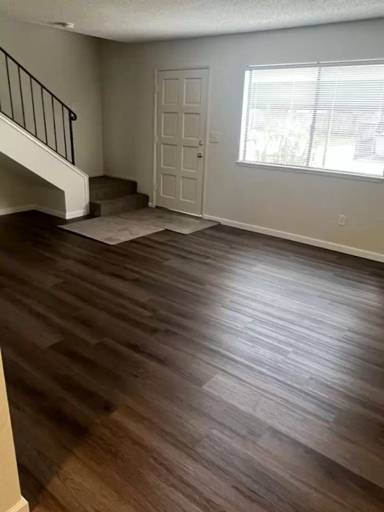 Main picture of 1385 7th Ave