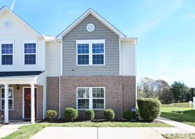 Main picture of 414 Hidden Brook Ln