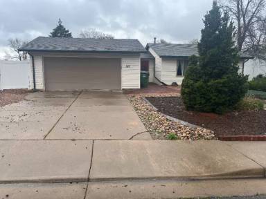Main picture of 677 Gayla Ct