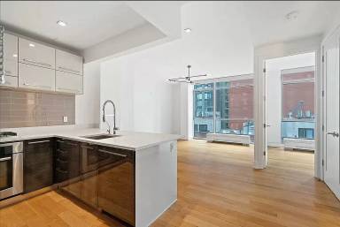 Main picture of 2626 Jackson Ave