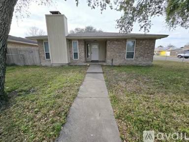 Main picture of 5801 Crest Willow Dr