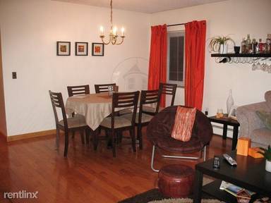 Main picture of 102 Sycamore St