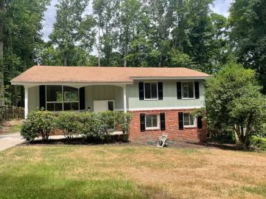 Main picture of 1004 Seville Dr