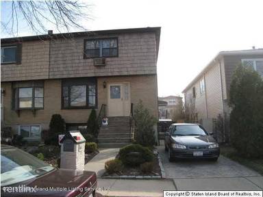 Main picture of 516 Naughton Ave