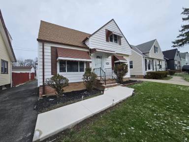 Main picture of 19807 Gardenview Dr