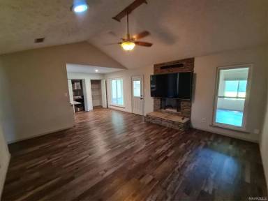 Main picture of 804 Winter Pl