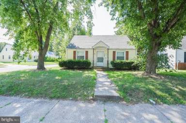 Main picture of 306 Carrollton Ave