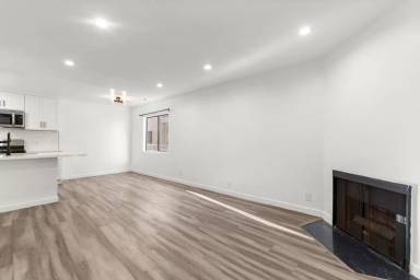 Main picture of 1452 S Canfield Ave