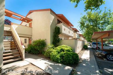 Main picture of 2520 Walters Way