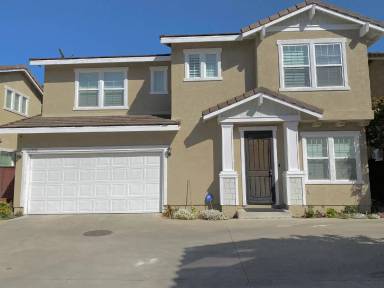 Main picture of 22992 Serra Dr