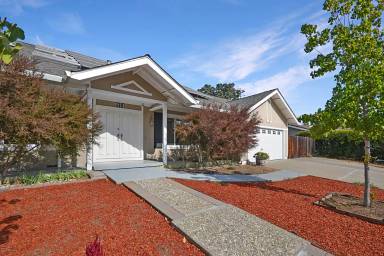 Main picture of 914 Dartmouth Way