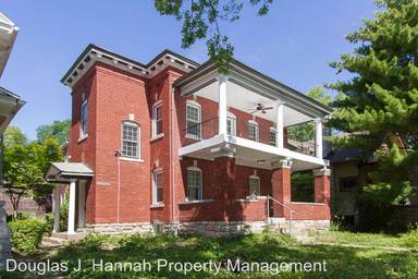 Main picture of 3804 Genessee St