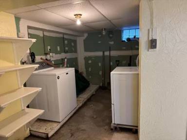Main picture of 118 Last St