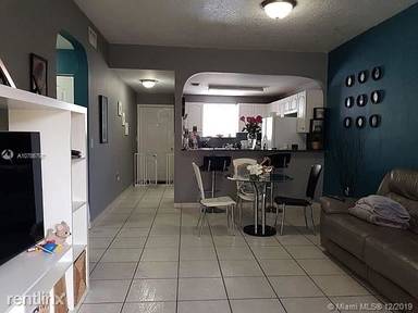 Main picture of 2953 W 80th St