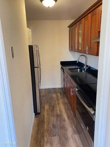 Main picture of 22 Yonkers Ave