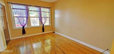 Main picture of 3252 S Paulina St