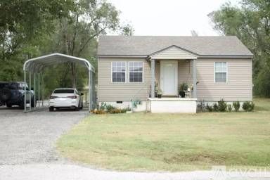 Main picture of 4639 W 43rd St