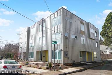 Main picture of 4485 NE Rodney Ave
