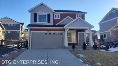 Main picture of 8075 Longleaf Ln