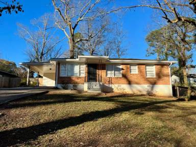 Main picture of 2392 Elldale Ave