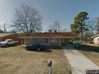 Main picture of 7 N Watlington Dr