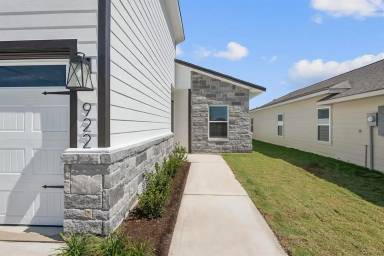 Main picture of 922 Fork Ct