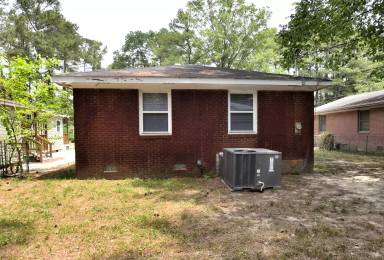 Main picture of 1581 Charter Dr