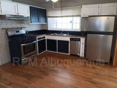 Main picture of 7901 Hannett Ave NE