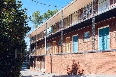 Main picture of Lenox Hills Apartments