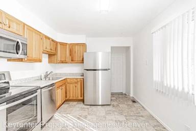 Main picture of 14884 Maxwell Pl