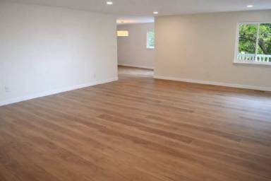 Main picture of 23 Crescent Ave