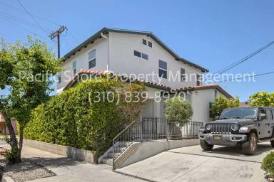 Main picture of 203 N Benton Way
