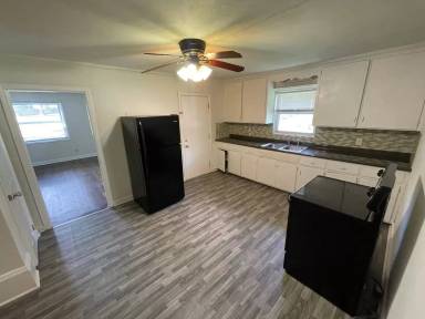 Main picture of 7228 Tuckaseegee Rd