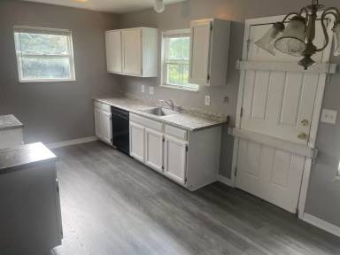 Main picture of 9702 Gaylord Ave