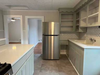 Main picture of 158 New Hanover Ave