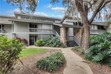 Main picture of 3332 Camelot Dr