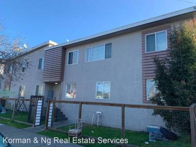 Main picture of 2223 Bonar St