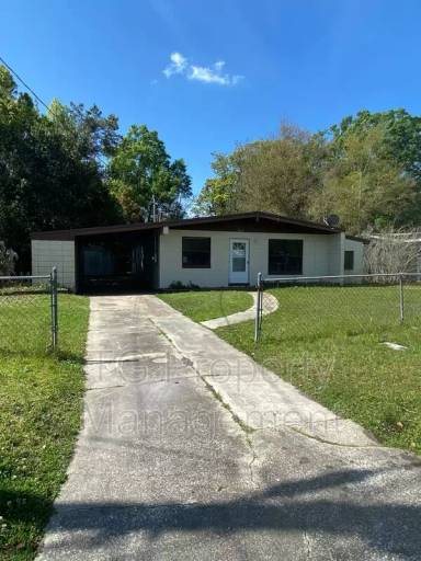 Main picture of 8952 Castle Blvd