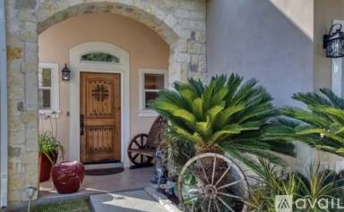 Main picture of 4543 Shavano Ct