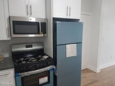 Main picture of 211 Woodward St