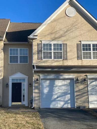 Main picture of 62 Springfield Cir
