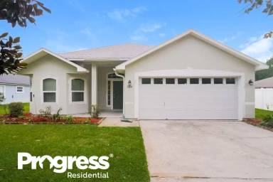 Main picture of 584 Prosperity Lake Dr