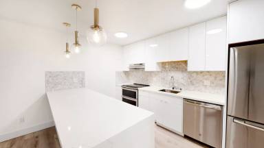 Main picture of 2835 Van Ness