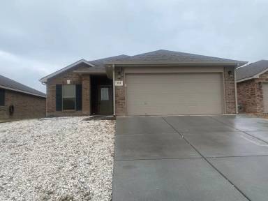 Main picture of 3719 Oakridge Ave