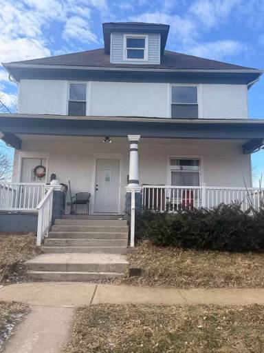 Main picture of 713 S 4th St
